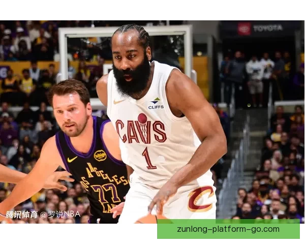 东契奇42分12助攻创里程碑湖人复仇骑士詹姆斯1229胜登顶胜场王 东契奇42分12助攻创里程碑湖人复仇骑士詹姆斯1229胜登顶胜场王